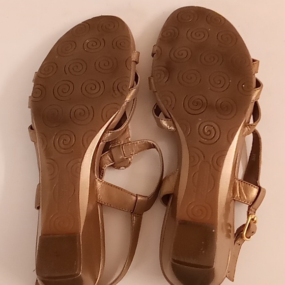 Strictly COMFORT Summer Party Size 8M Gold Color with bronze big studs #148 - Picture 5 of 10